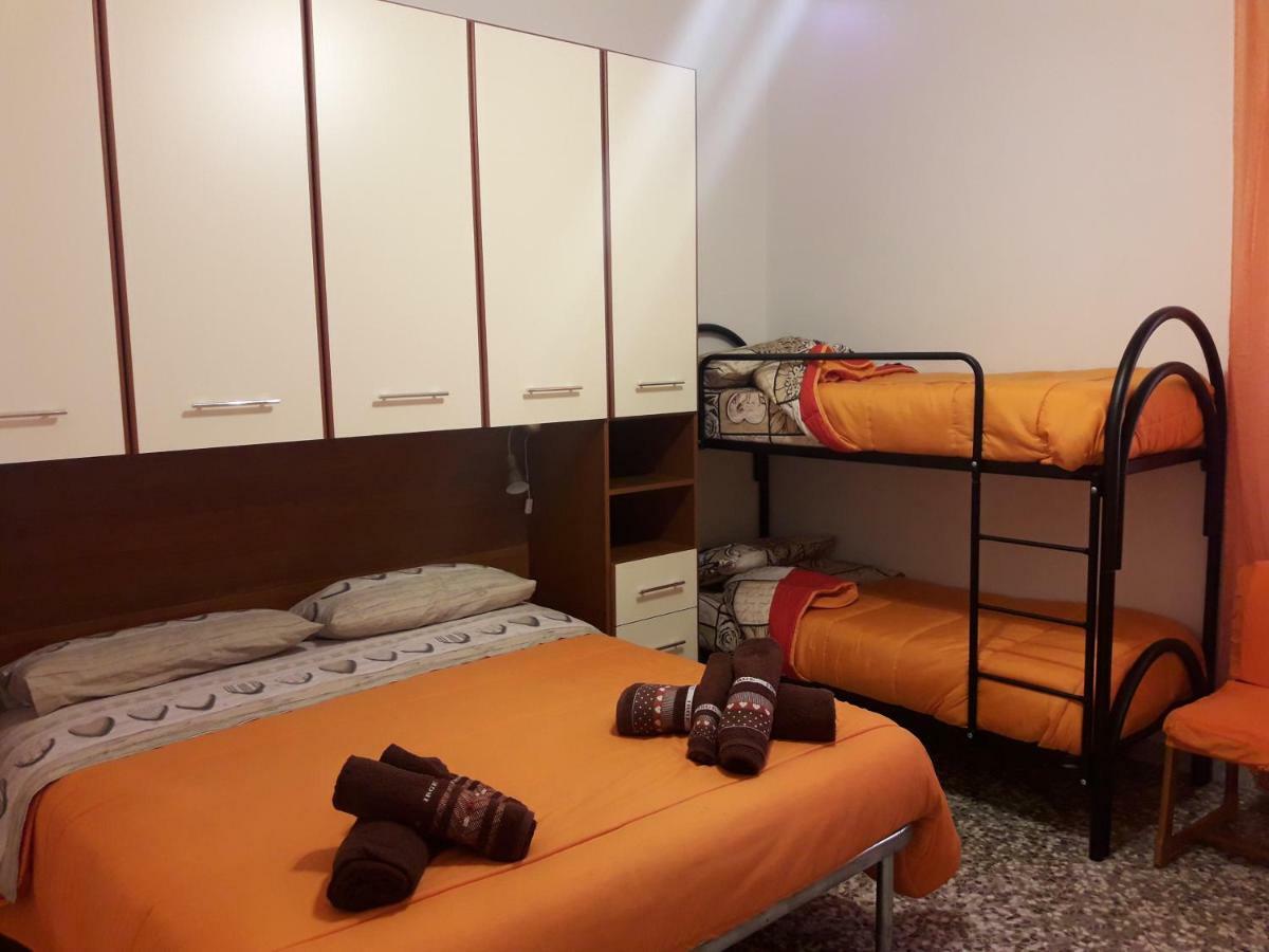 Bed and Breakfast I due Baroni à Bari Extérieur photo